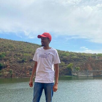 Onkgopotse Pholoba