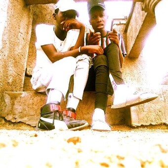 Ernestee's Rs&auml;y's