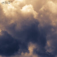 UVM050 - Sterling - God Rays