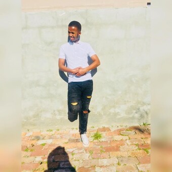 Lwazi Carlos Lopez Njilo