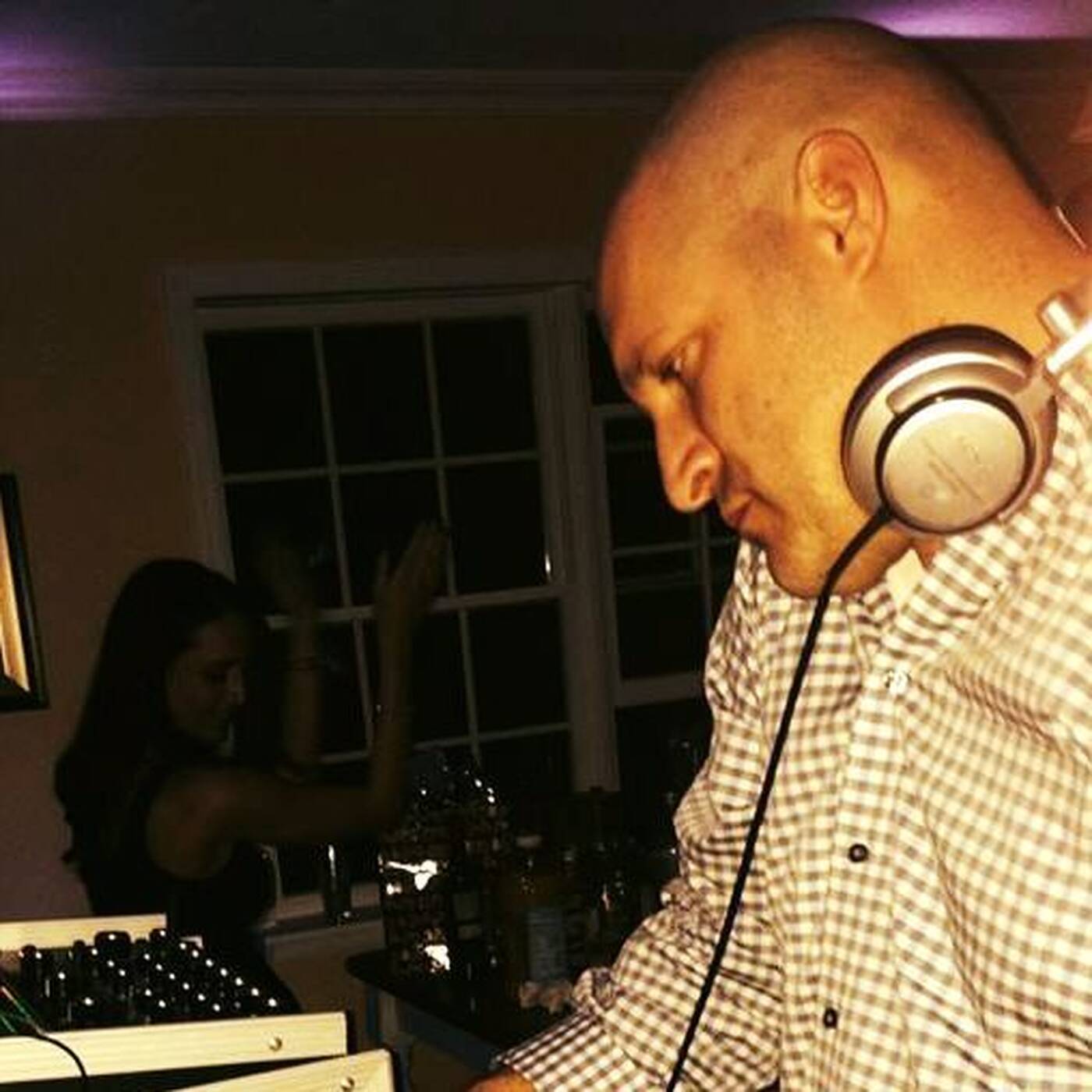 Tony Troffa CRATE-DIGGER'S DELIGHT (Part 1) on CRIB RADIO - January 9, 2021 episode artwork