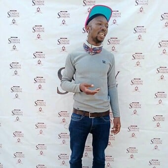 Sheleng Tse Hlano