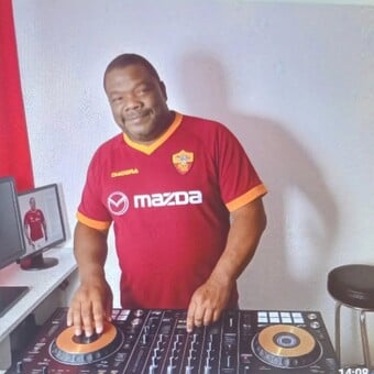 DJ MUMIA