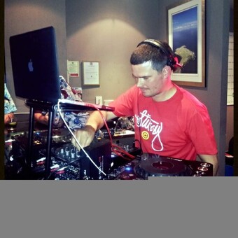 Ryan Kerr DJ