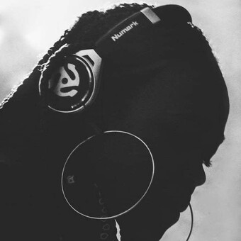 Tshegofatso Elyzer Mofamere