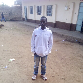 Dj Benson kimonda