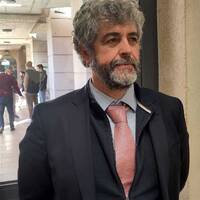 Alexandre Zabalza, Professeur en philosophie du droit à l'université de Bordeaux : "Défendre le droit des biens communs" by Sans transition!