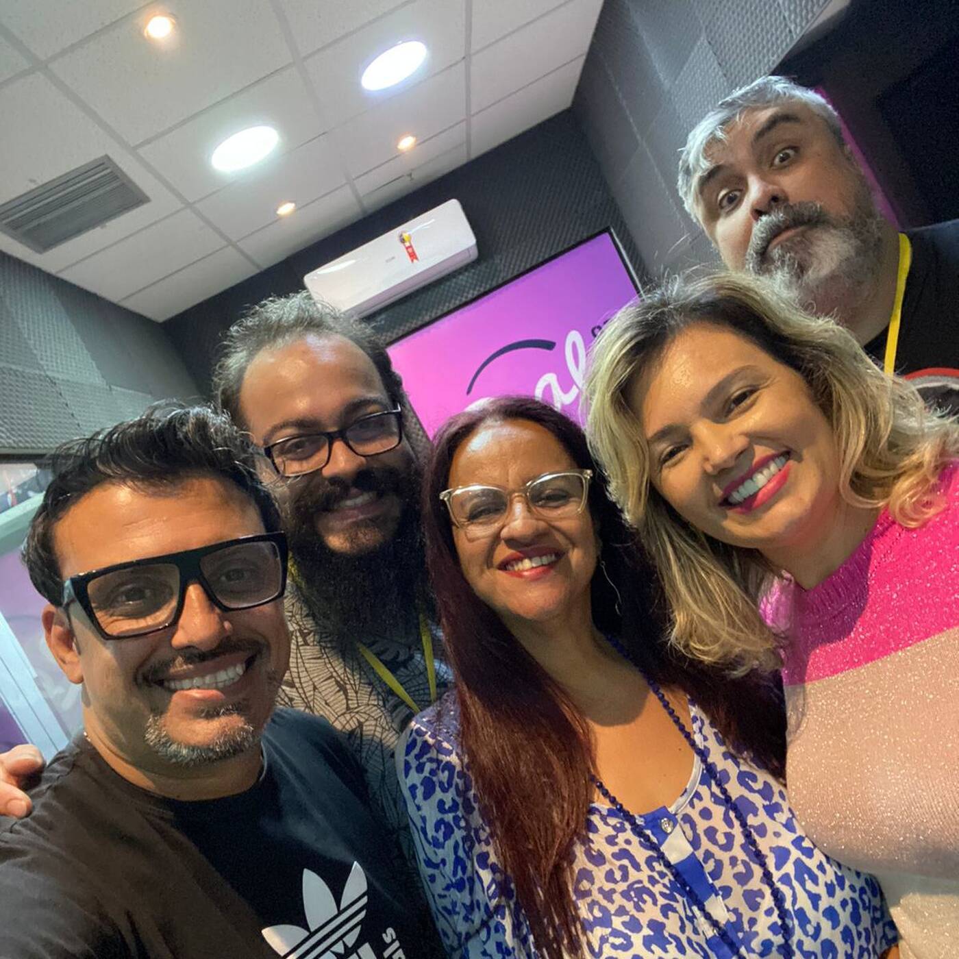 ELISA CARVALHO, GRACIANE ZICATTO episode artwork