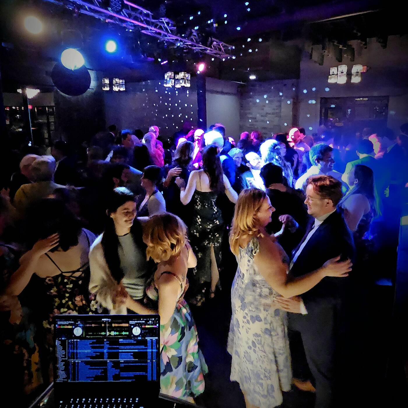 Maggie & Robbie's REMIX'D WEDDING at Live Wire Athens--mixed by DJ Bigg H episode artwork
