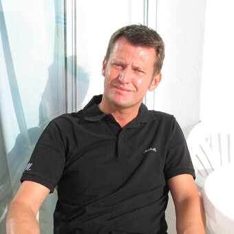 J&uuml;rgen M&uuml;nch