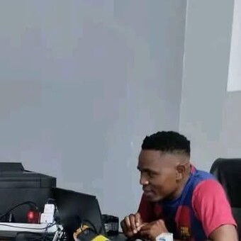 Hollycross Shawcross