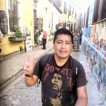 Luis Alberto Coch&eacute; E