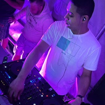 Dj Chelo el Holandes