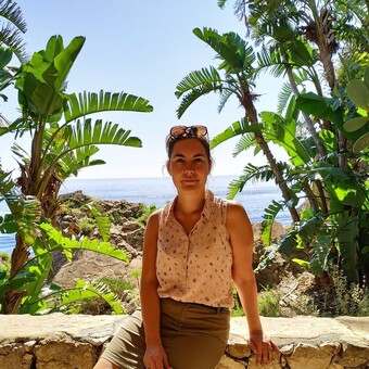 Csehn&eacute; S&aacute;gi Eszter