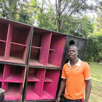 Brivoh Thee Deejay