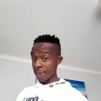 L'mąf&icirc; &Scaron;h&iuml;mm&aelig;ŕ M'kůe