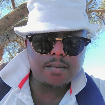Bongani Rini