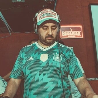 Iv&aacute;n Bonet aka Sonny Crocket