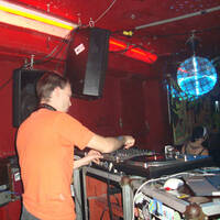 AxWax live @ Dopey Daze / Rakete NYE 2010 by AxWax