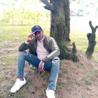 Ayub Muthomi