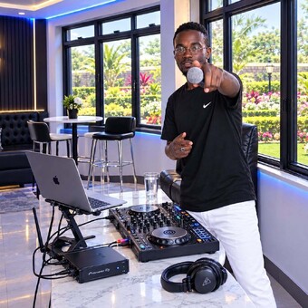 Ronnie TheTop Ranking Selector