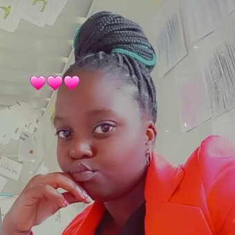 Kgolagano L&auml;&ntilde;&oslash;w Mahuma