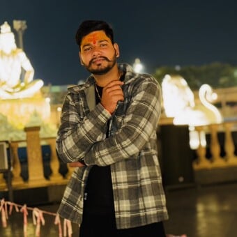 𝑰𝒕'𝒔 𝑫𝒋 𝑨𝒂𝒚𝒖𝒔𝒉