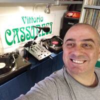 DJ VITTORIO CASSINESI - Italo Disco Classics Megamix 01 by Vittorio Cassinesi DJ