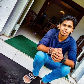 Śh&auml;&ntilde; X Jā&yacute;