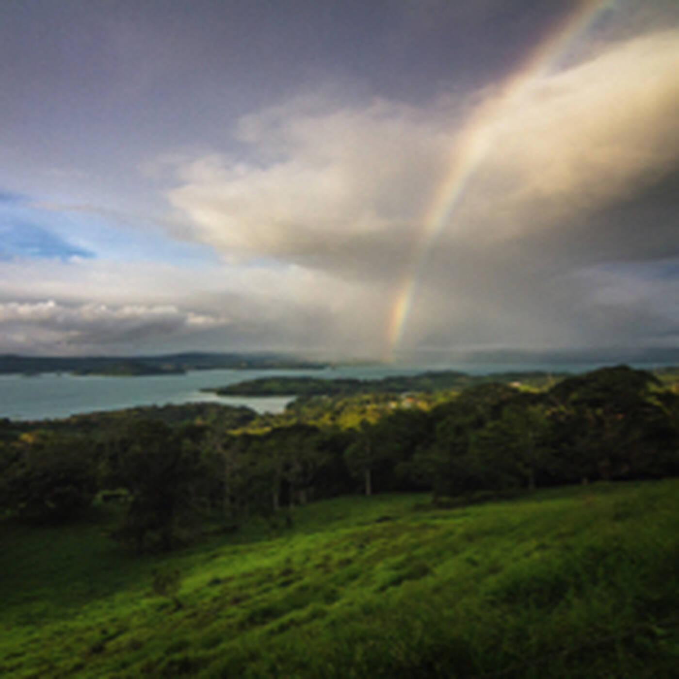 Into the Club#18  -back the big room- episode artwork