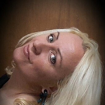 Gabriela Bar&eacute;s