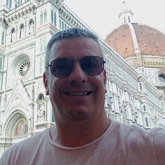DJ Lorenzo Cassigoli