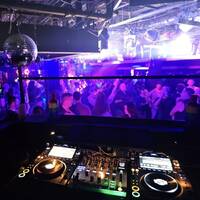 Saturday Night Vibes by DJ Ciro