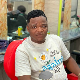 Mr. Right vele sajika