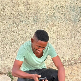 Vilakazin06nhlanhla@gmail.com