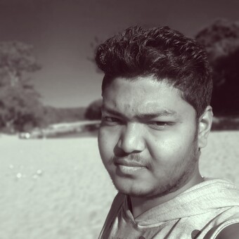 &Acirc;k&auml;sh H&auml;ld&acirc;r