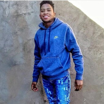 Tlhomamo Keolatotswe