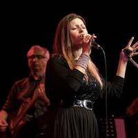 Motion Band - The Dock of the Bay by unik