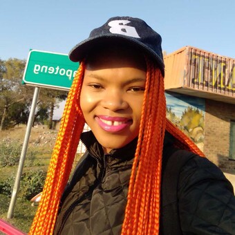 Makoabola Mathapholane