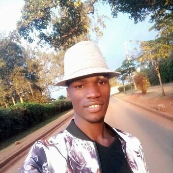 D&eacute;&eacute;jay Kim