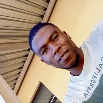 Given Seun Oliphant