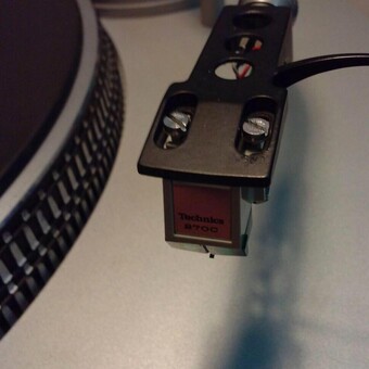 Nils Simon van den Kommer