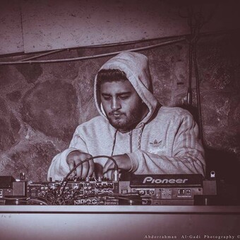 G&uuml;ray Ak&ccedil;a