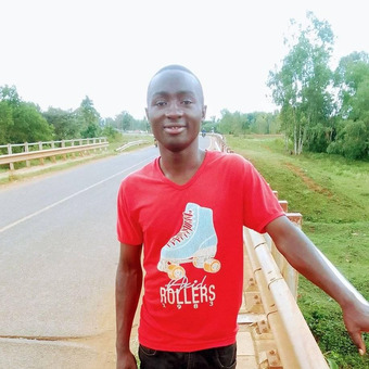 D&igrave;&ouml;r Fr&ecirc;deri&ccedil;k&oelig; Th&eacute;&ecirc; B&aelig;shir