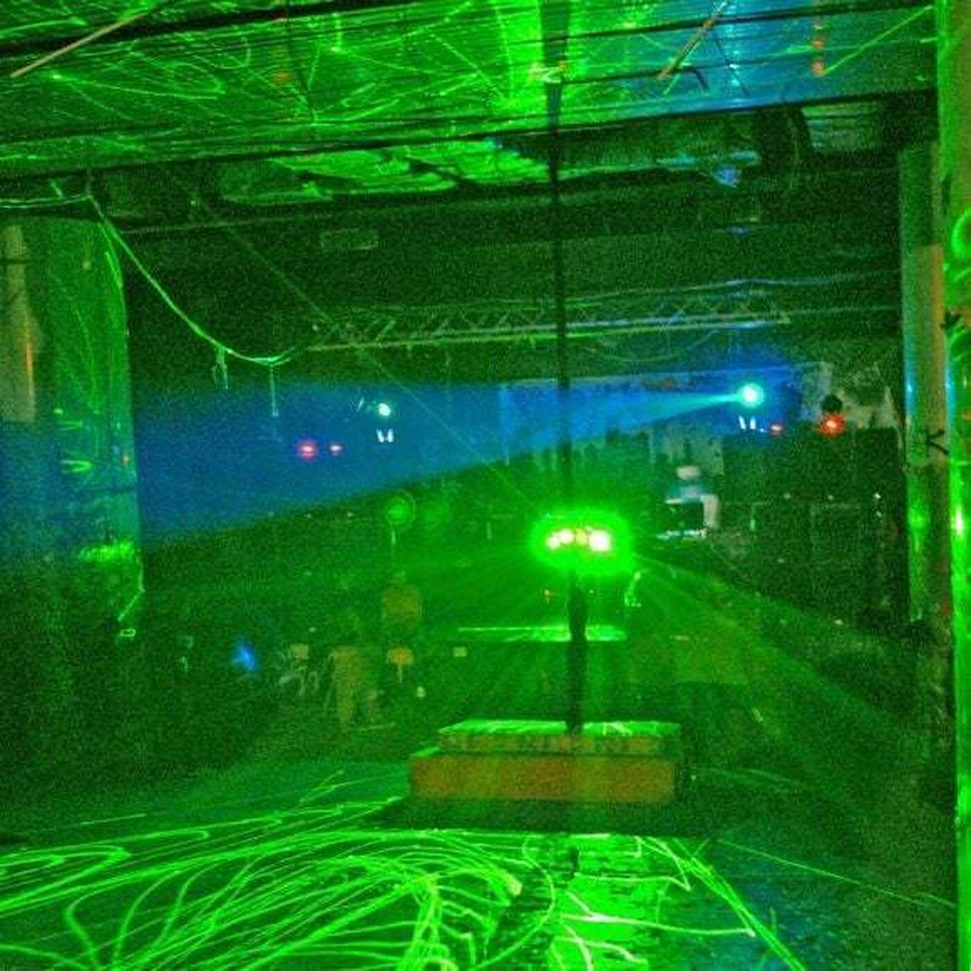 Sounds UNder Pressure Patras Greece - radio shows -Drum and bass, jungle, dnb , drum n bass, breakbeat, prodigy , hardcore,