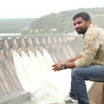 Naresh Nani