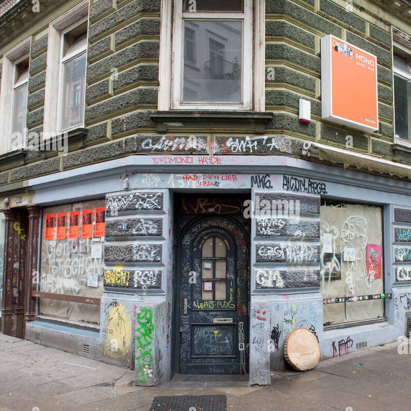 Yoko Mono, Hamburg, 2012 episode artwork