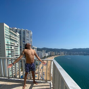 DJ Pisto Rey aka Young Lenin