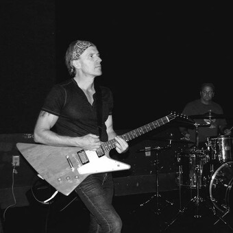 Notes From Strangers/Matthew Hart