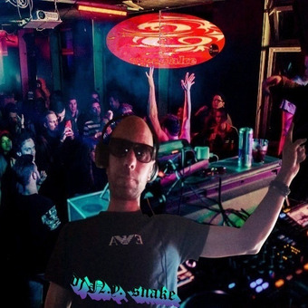 Alexander Schwarz ny-snake real